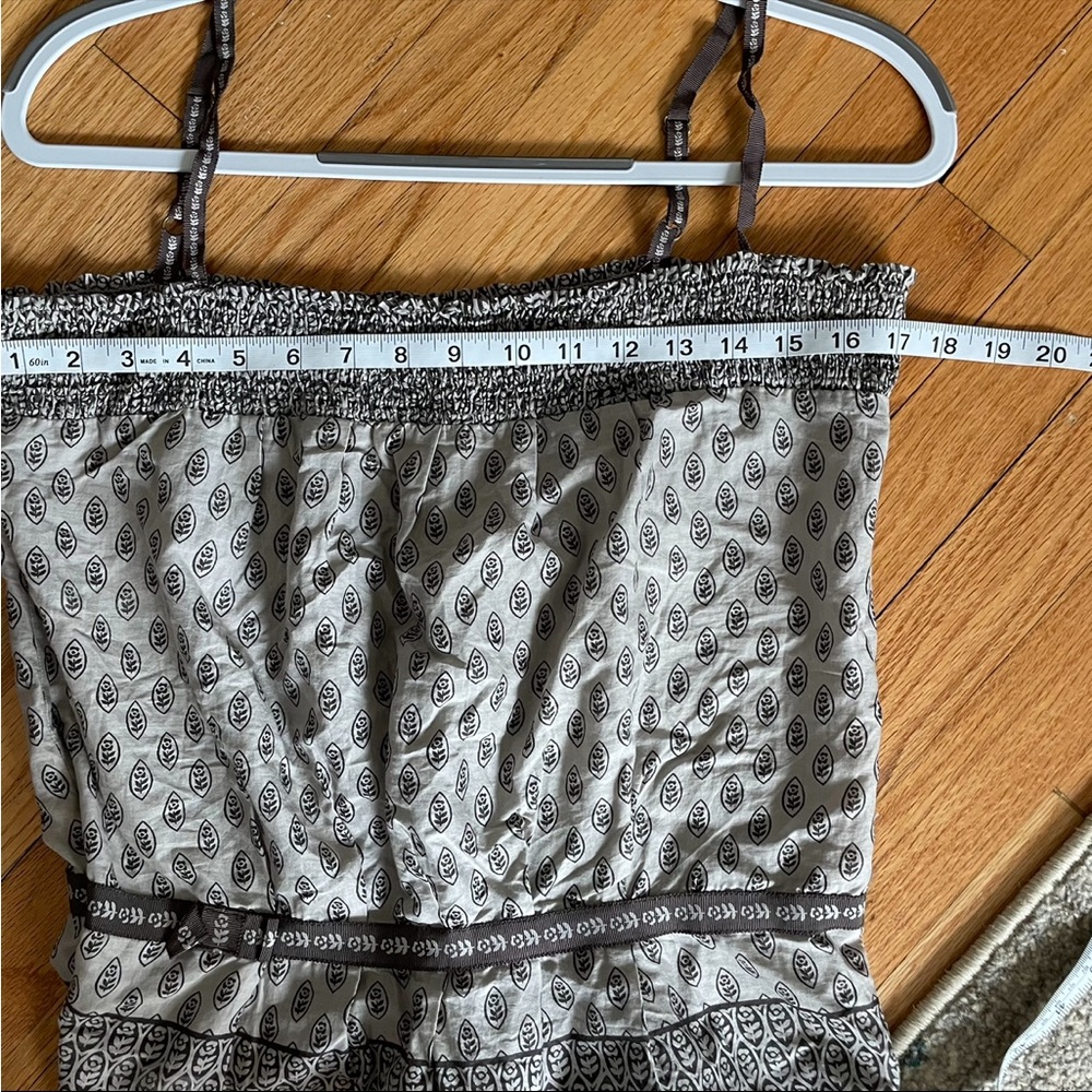 CALVIN KLEIN Women’s Gray Adjustable Strap Top. Size M - Picture 11 of 12